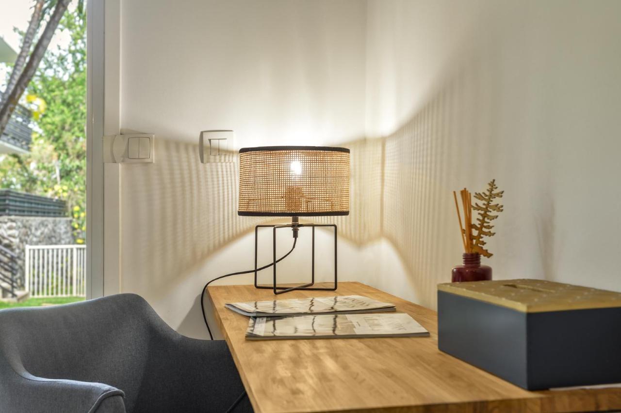 Le Saint-Gilles - Studio A St-Gilles-Les-Bains - Situe Dans Residence Privee Avec Piscine 外观 照片